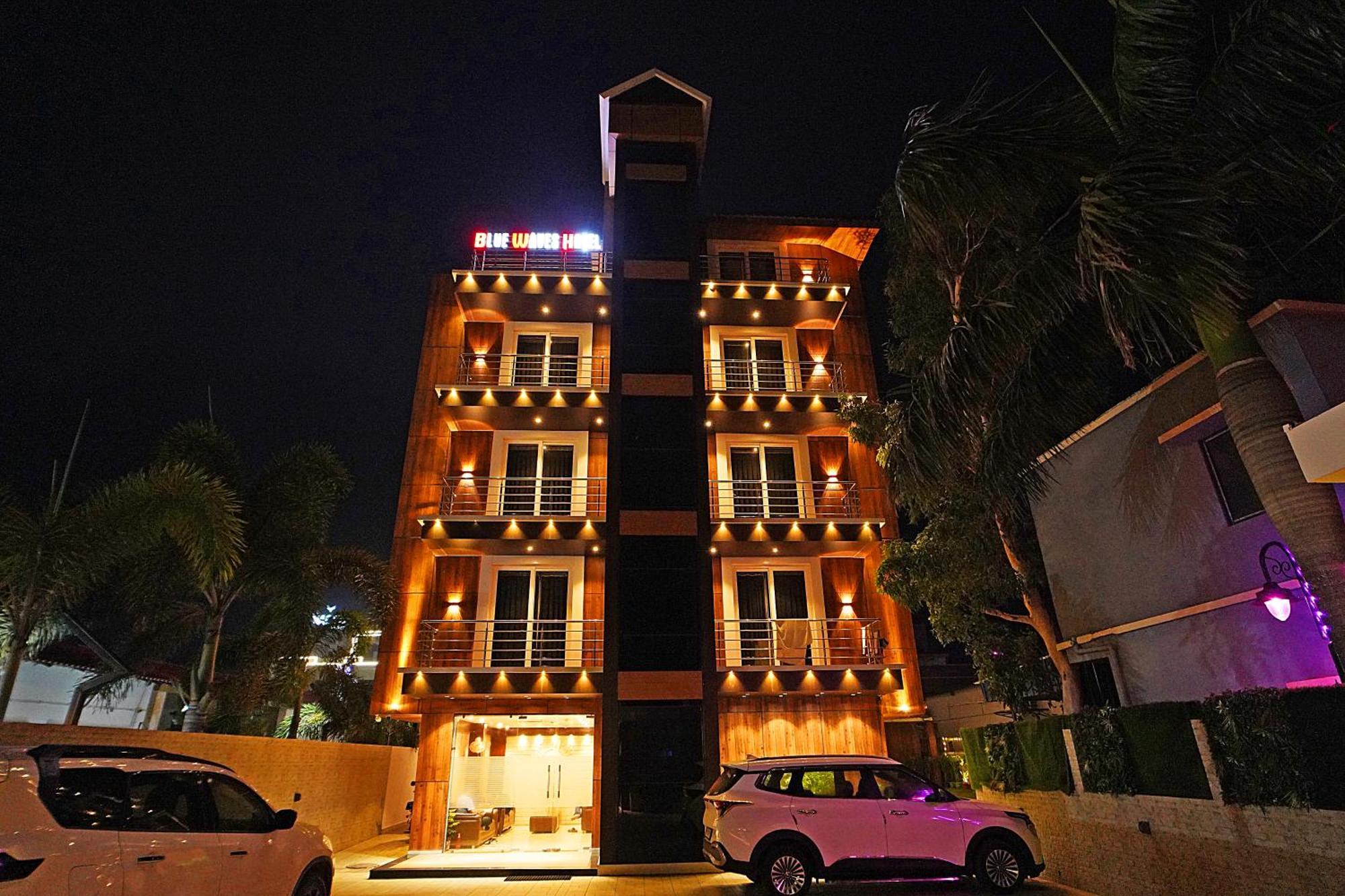 Blue Waves Hotel Tajpur Exterior foto